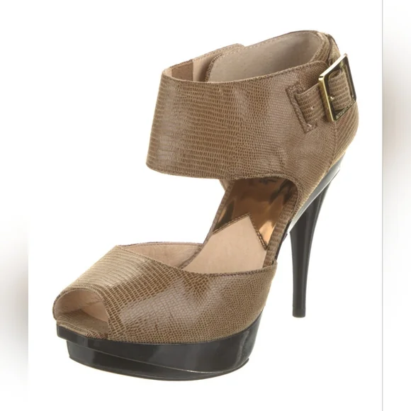 Michael Kors | Shoes | Michael Kors Womens Size 7 Beige Open  display picture 1